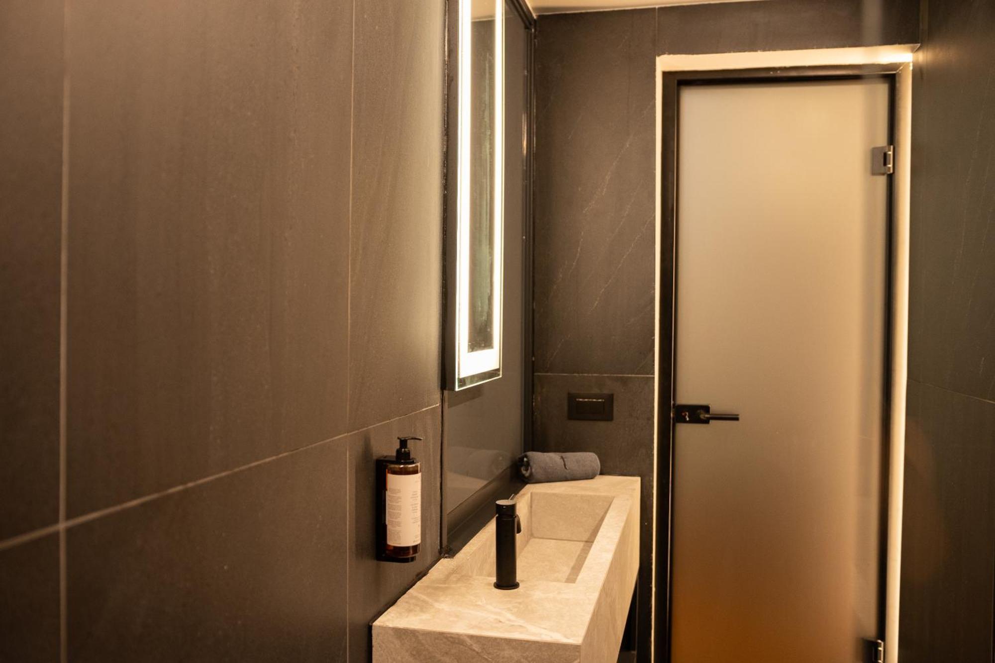 Taskou Luxury Suites سالونيك المظهر الخارجي الصورة